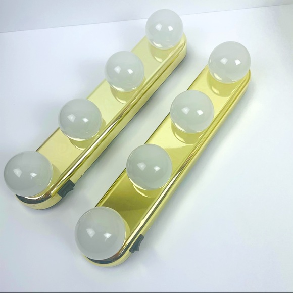 Two vanity mirror lights! Brand new! - Picture 1 of 4